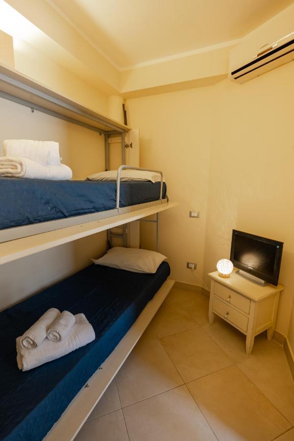 Mondello Mare Luxury Apartamento *